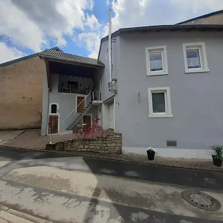 Huettis-ferienwohnung Wellen (Rhineland-Palatinate)